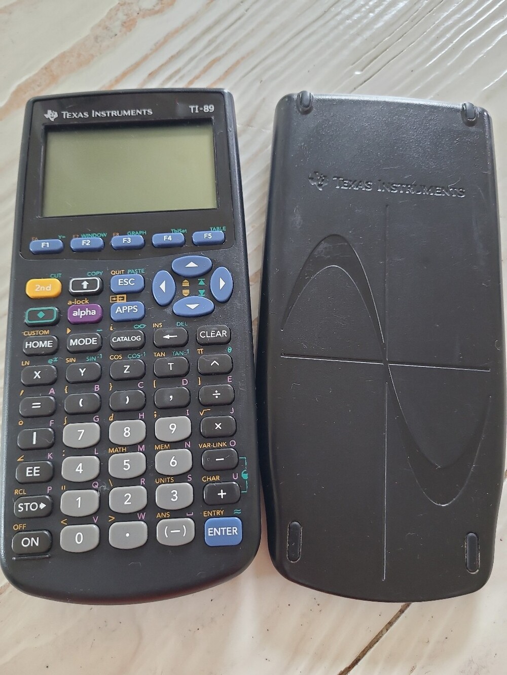Fair Texas Instruments TI-89 Graphing Calculator, WORKS, No Cord, Missing Pixels